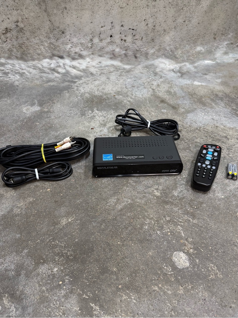 Digital Stream DTX9950 DTV Converter Box Remote Cables Tested